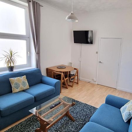 Southsea Escape - Coastal Holiday Apartment - 2 Double Bedrooms بورتسماوث المظهر الخارجي الصورة